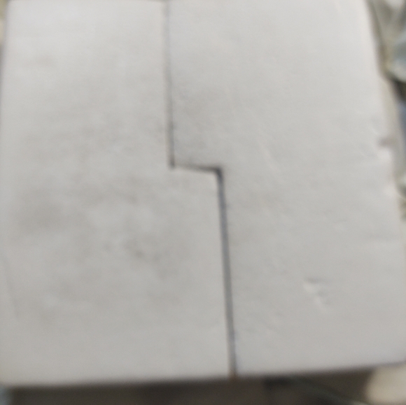 "Mother's Treasures" Collector Plate. Numbered plate by Mary Vickers. - Picture 7 of 9